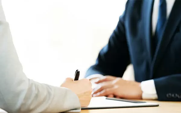 派遣で就業中に契約解除はできるの？