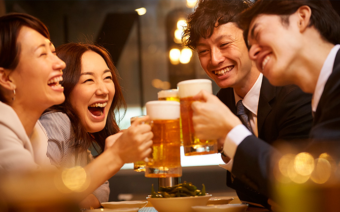 職場の飲み会!派遣の私も参加した方がよい?_1