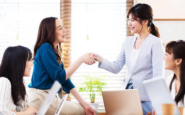 派遣の契約満了とは？  契約が終わったらどうなるの？